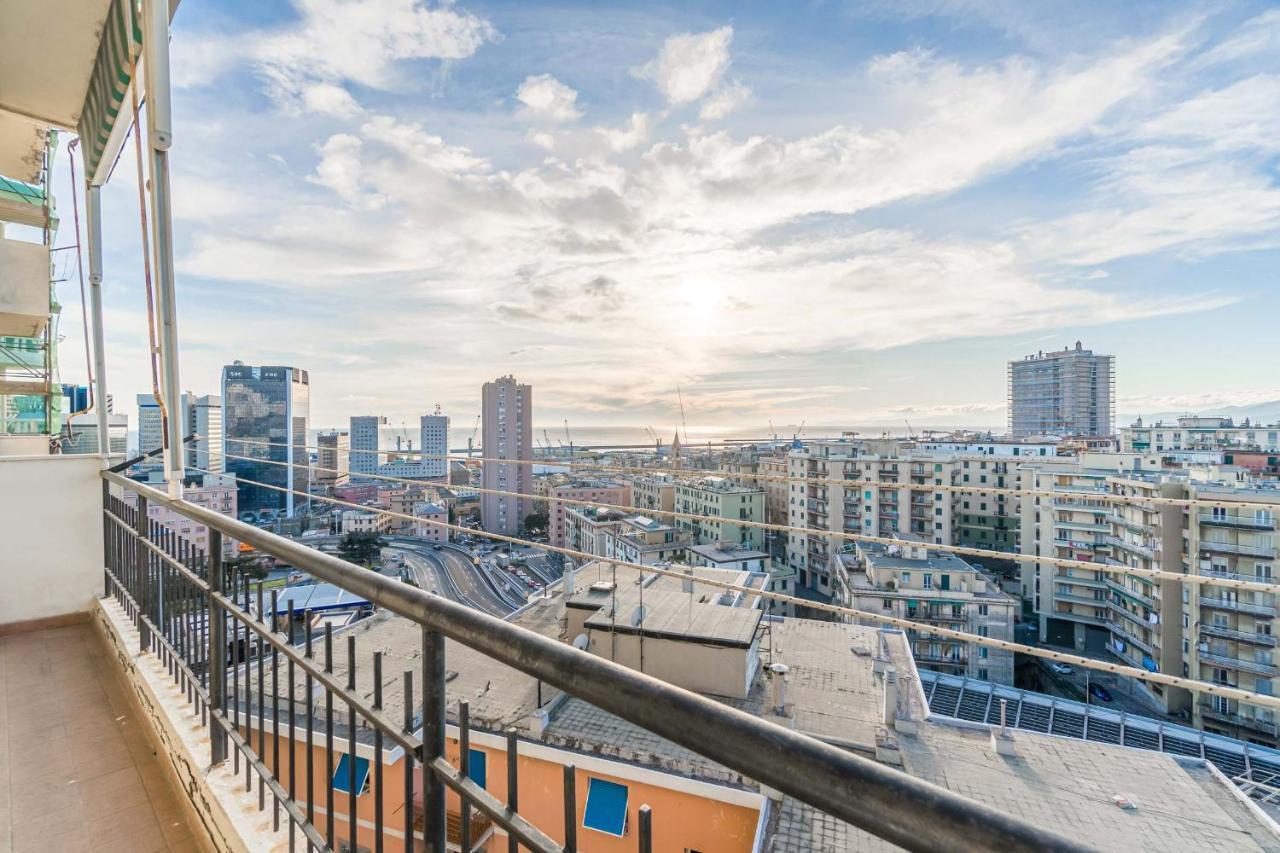 Cozy X4 - Seaview & Balcony Genova